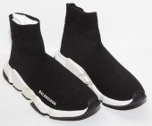 PAIR BALENCIAGA BLACK SPEED SN