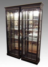 PAIR BLACK & GOLD DISPLAY CHIN