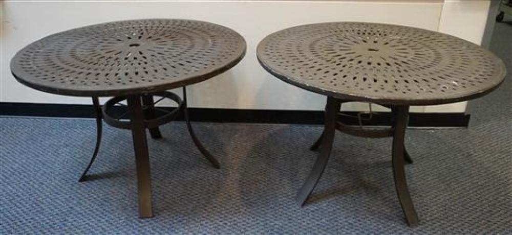 PAIR BLACK PAINTED ALUMINUM ROUND
