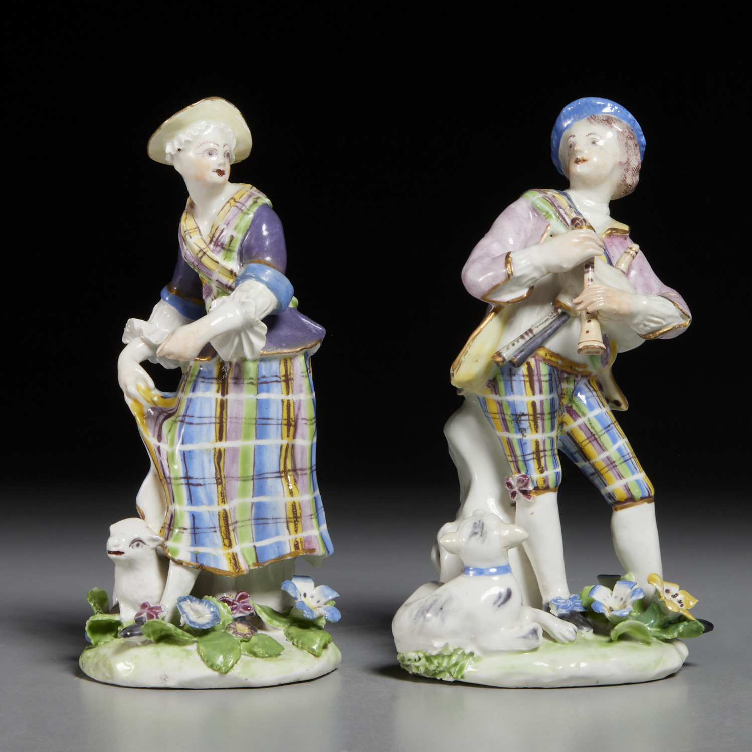 PAIR BOW FIGURES, SCOTTISH