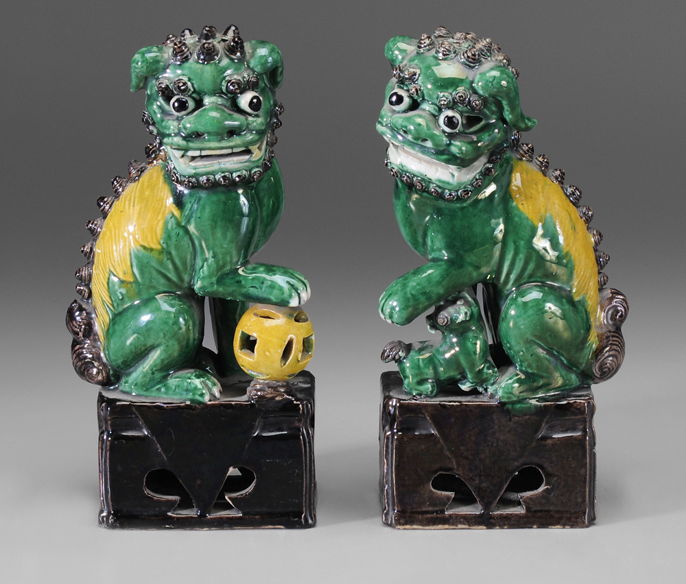 Pair Buddhist Lions Chinese, 19th