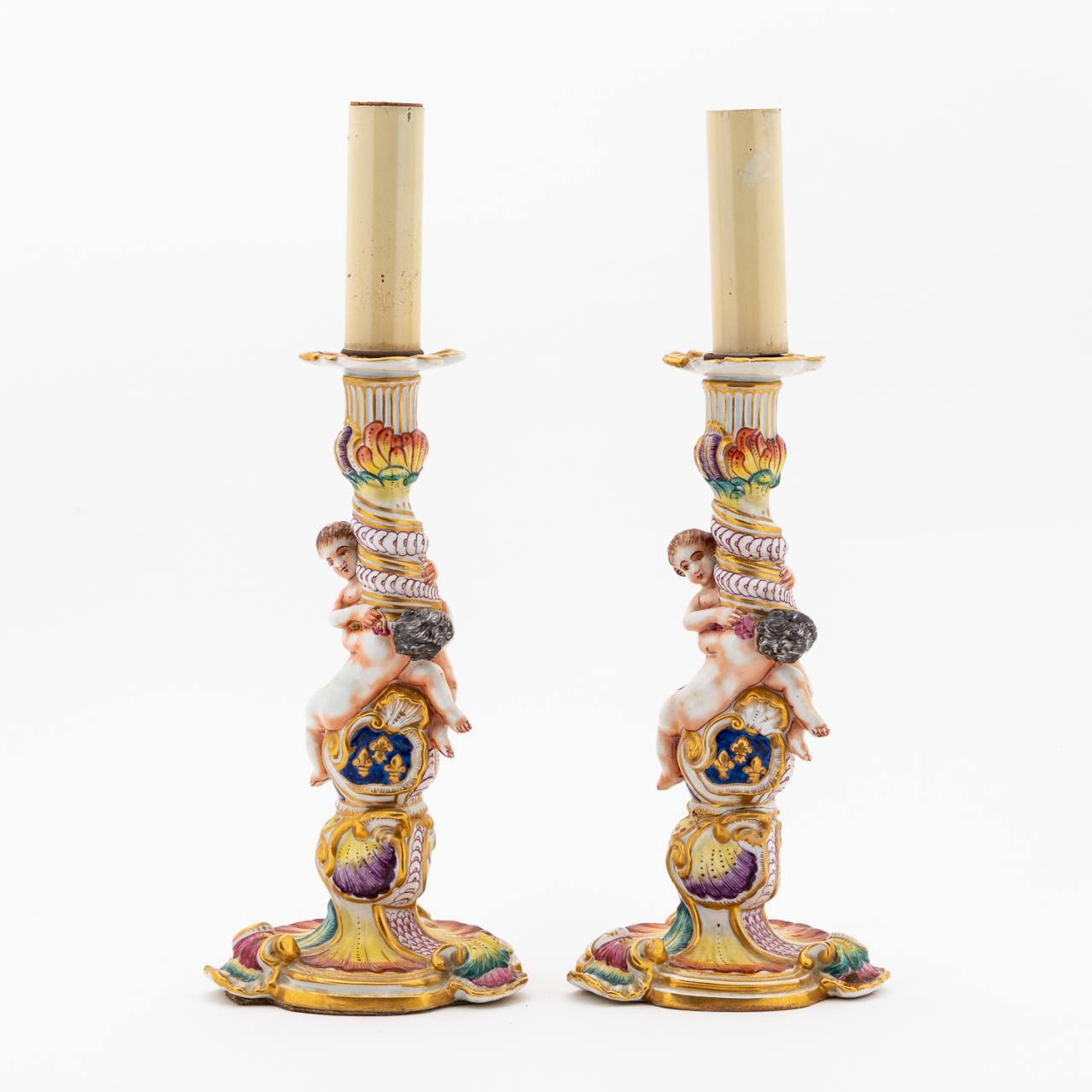 PAIR, CAPODIMONTE STYLE ARMORIAL