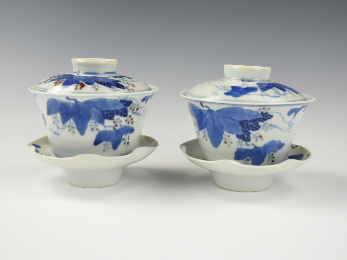PAIR CHINESE BLUE & COPPER RED