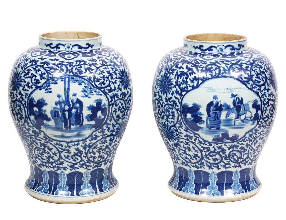 PAIR CHINESE BLUE & WHITE LARGE
