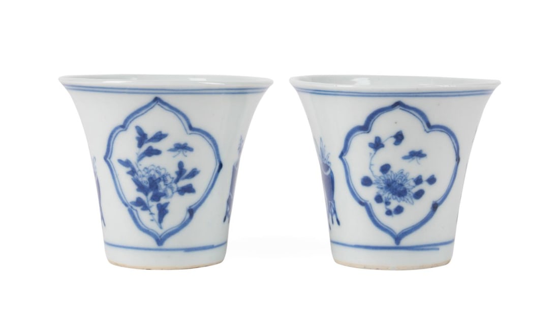 PAIR CHINESE BLUE & WHITE BOGU WINE