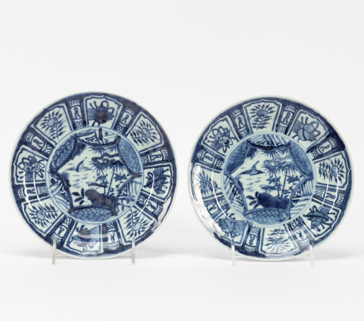 PAIR, CHINESE BLUE & WHITE KRAAK