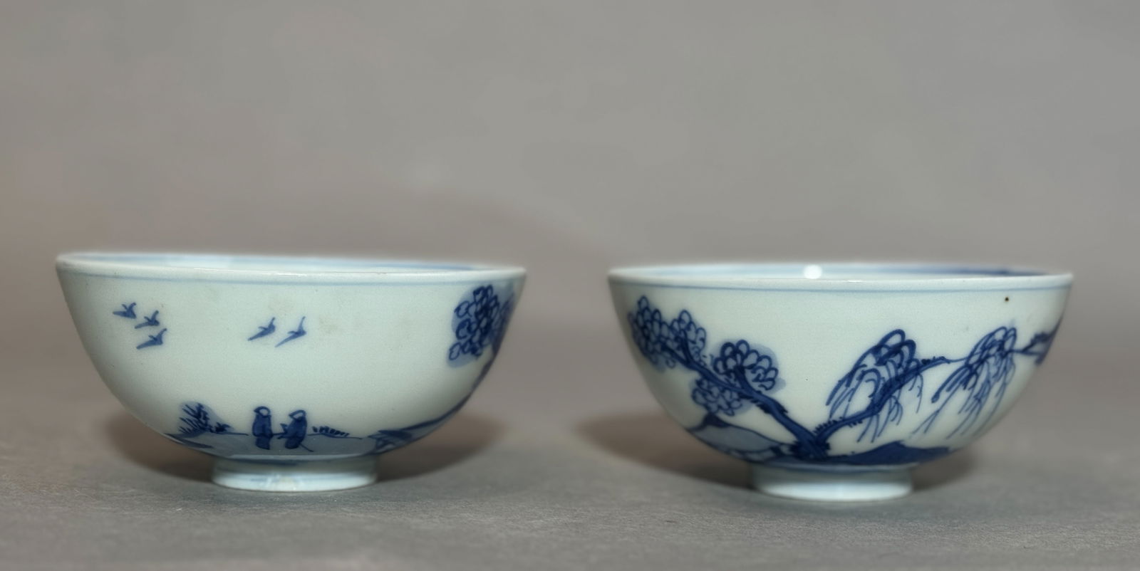 PAIR CHINESE BLUE WHITE PORCELAIN