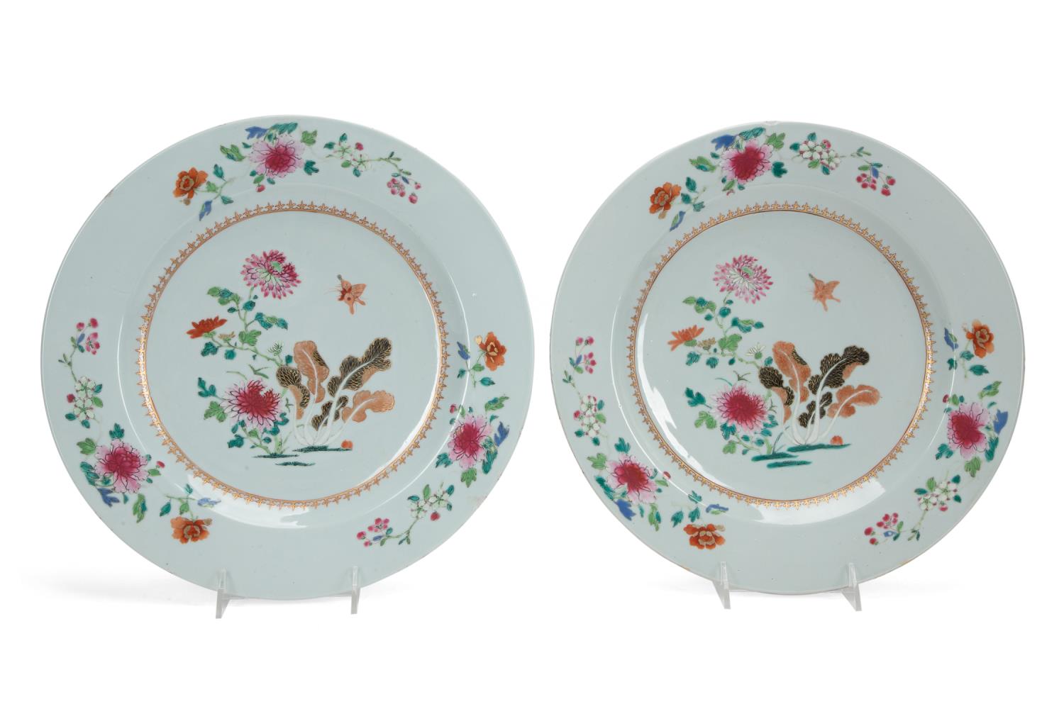 PAIR CHINESE EXPORT FAMILLE ROSE