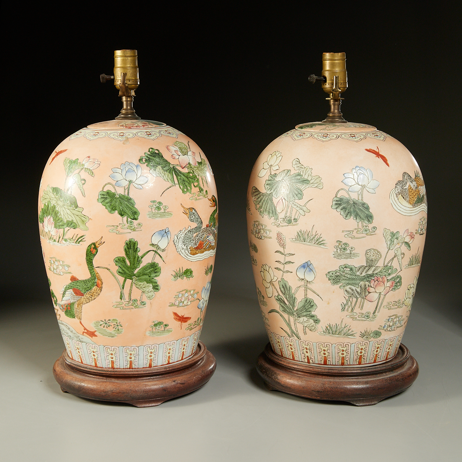 PAIR CHINESE EXPORT GINGER JAR