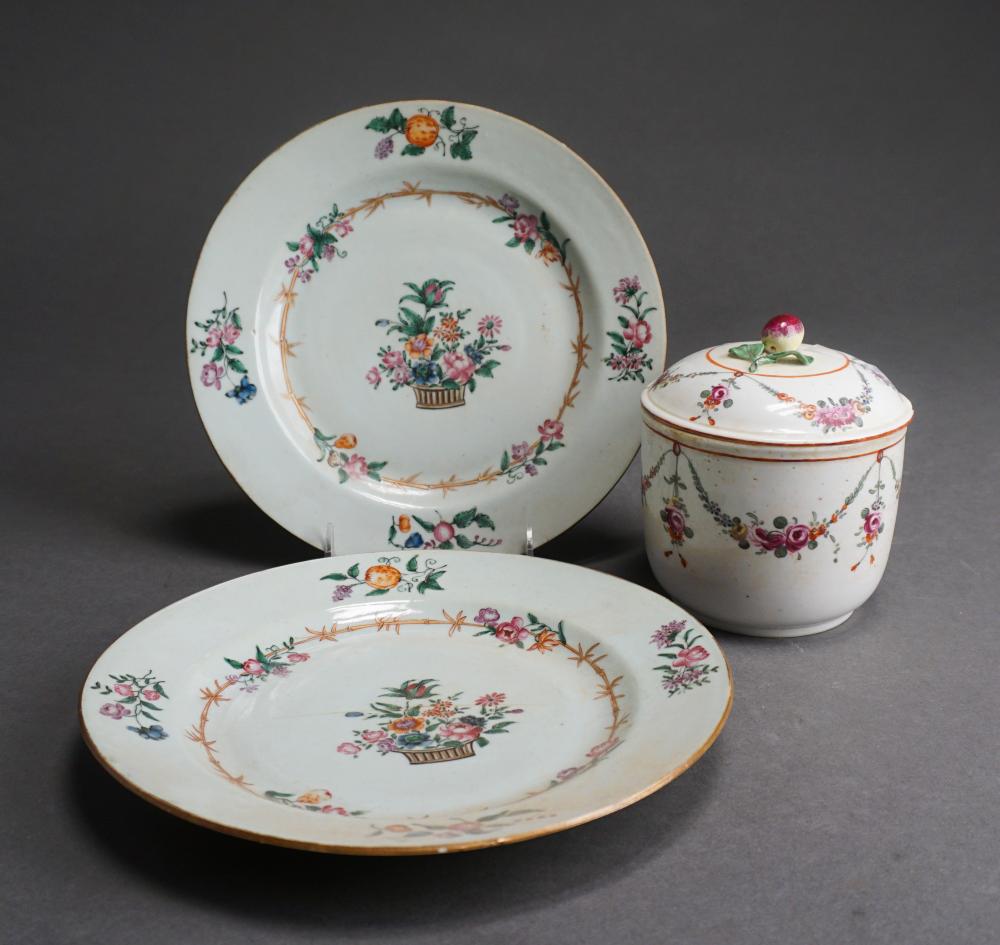 PAIR CHINESE EXPORT PORCELAIN