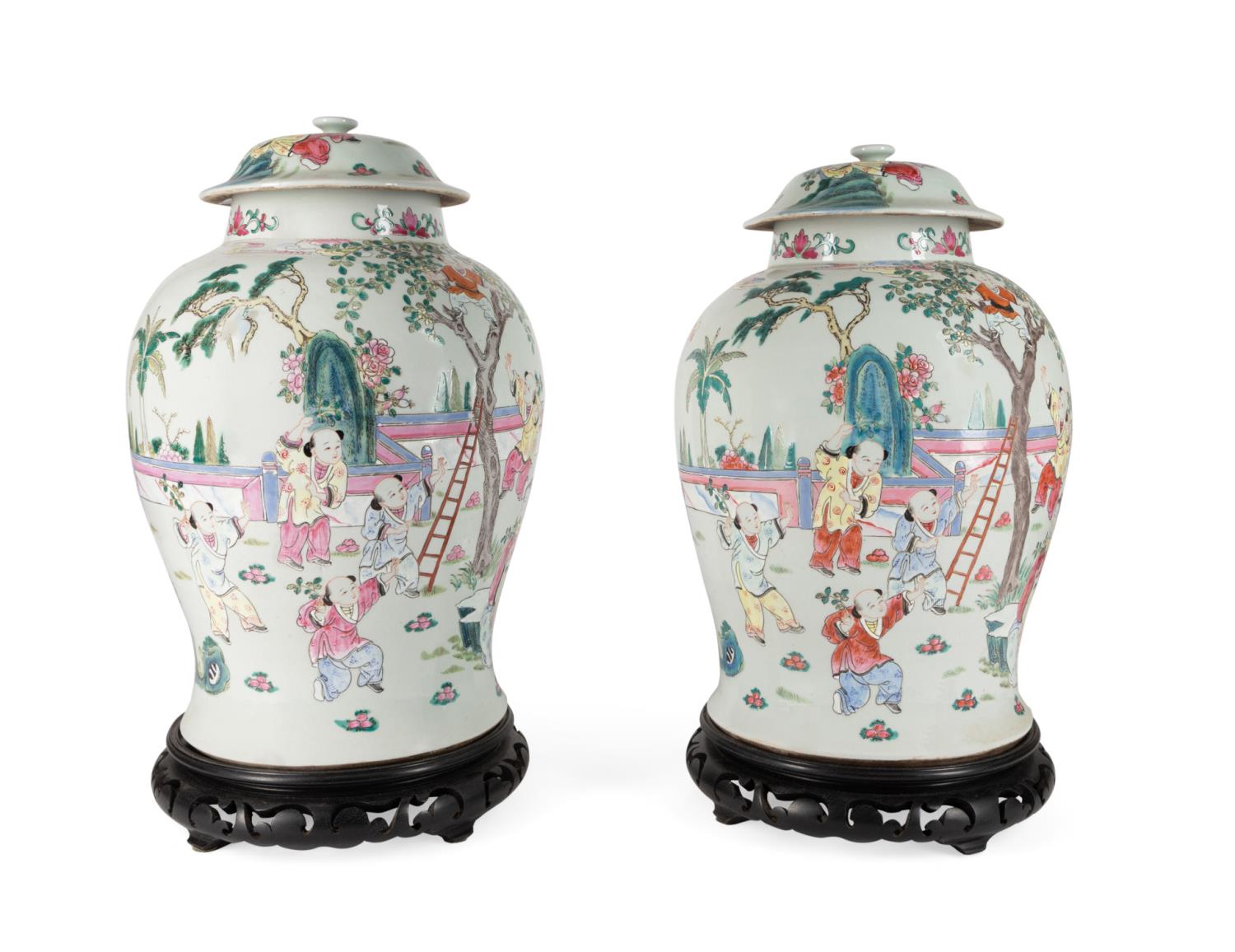 PAIR CHINESE FAMILLE ROSE GINGER