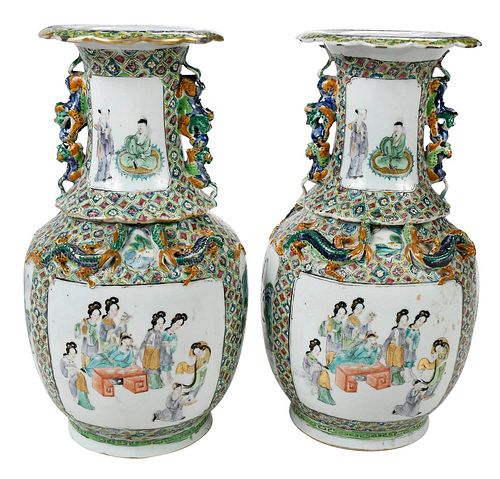 PAIR CHINESE FAMILLE VERTE