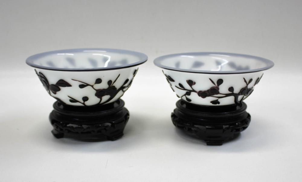 PAIR CHINESE PEKING CAMEO GLASS
