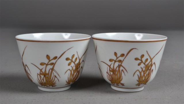 Pair Chinese White and Golden