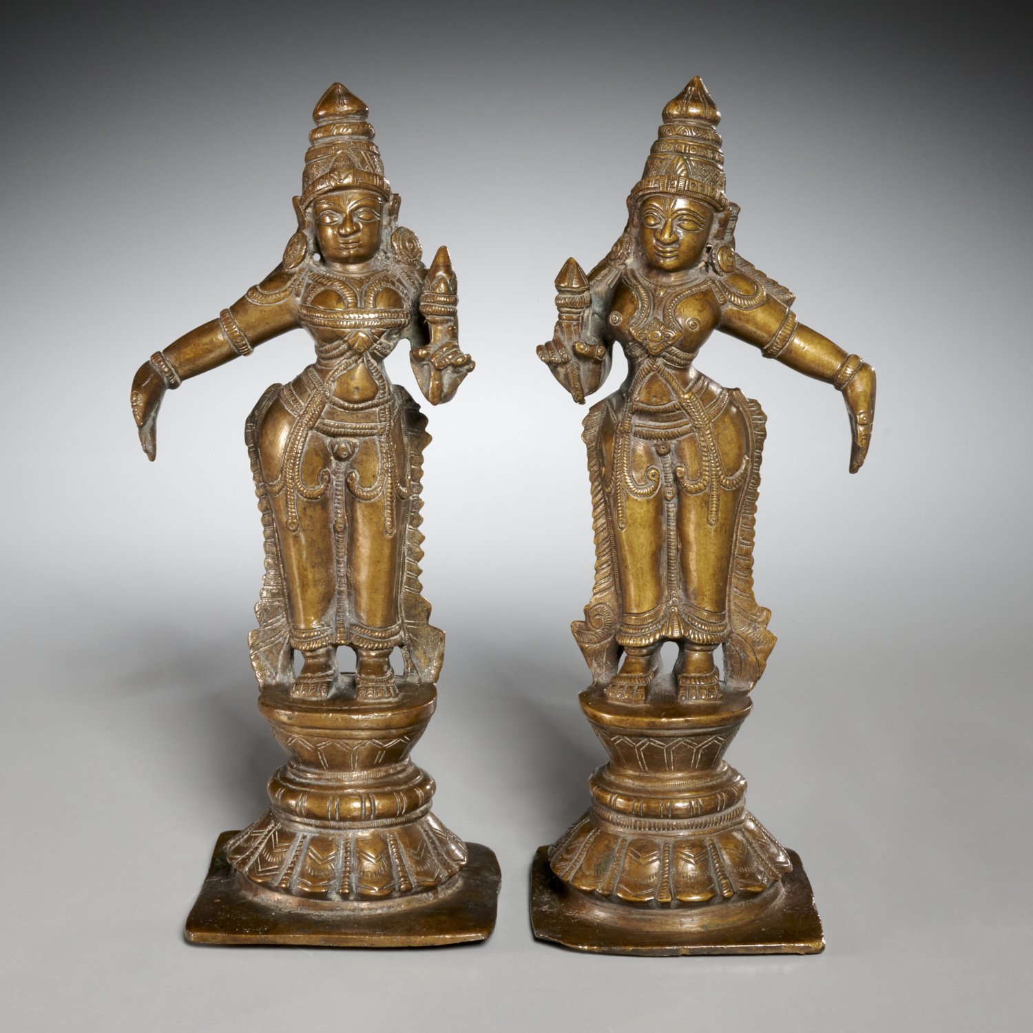 PAIR CHOLA STYLE BRONZE FIGURES