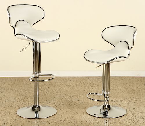 PAIR CHROME & LEATHER ADJUSTABLE