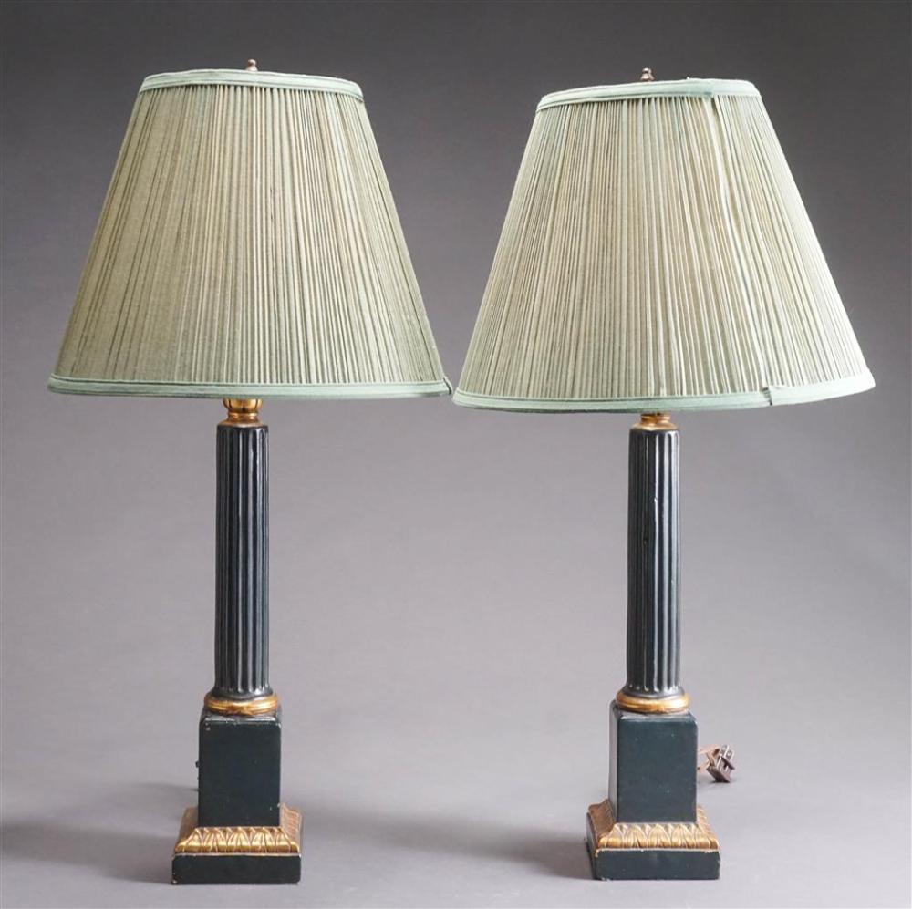 PAIR CLASSICAL STYLE CERAMIC