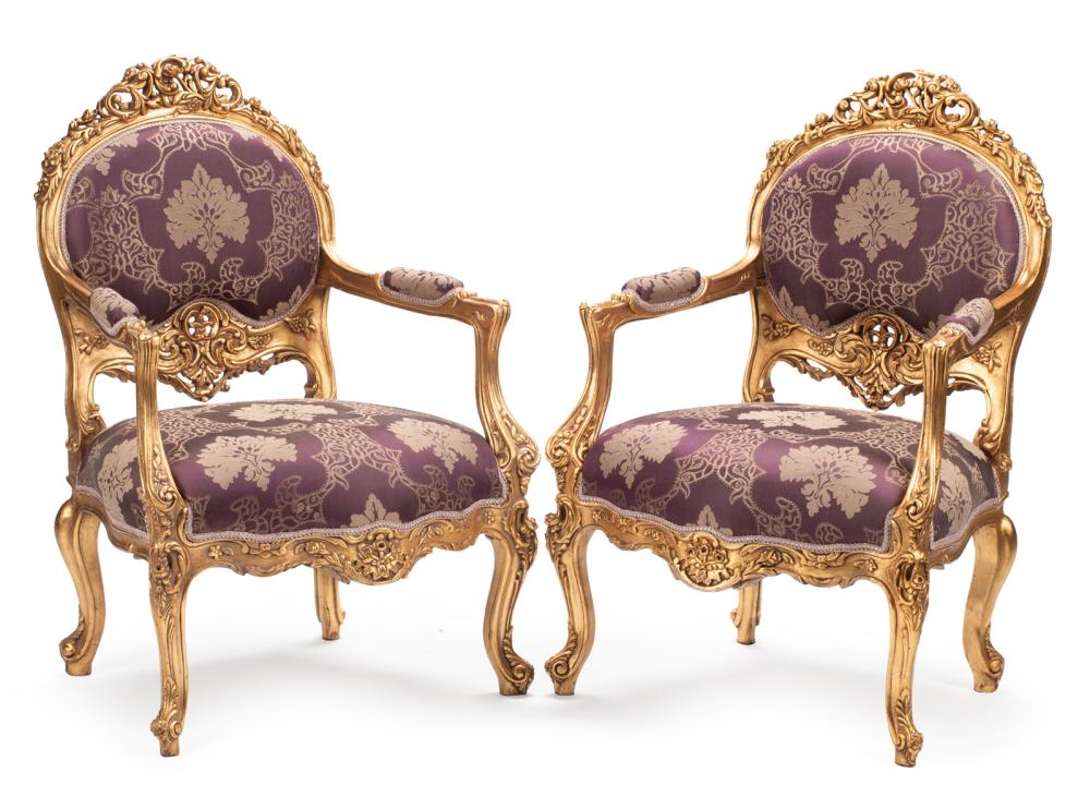 PAIR CONTINENTAL CARVED GILTWOOD