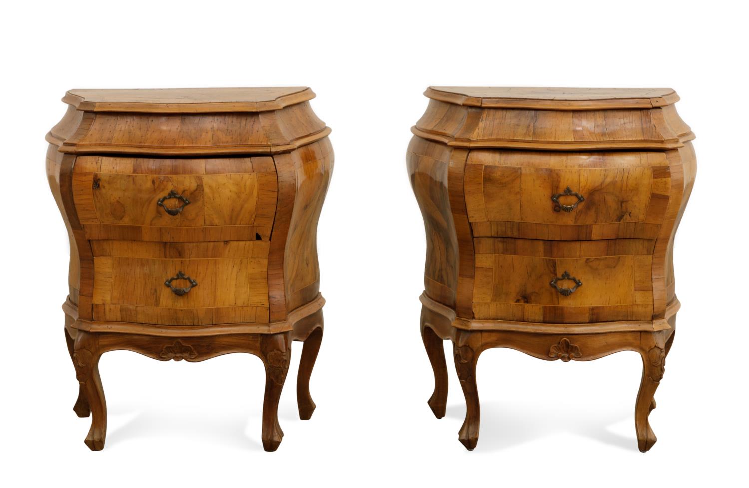 PAIR CONTINENTAL SMALL WALNUT BOMBE