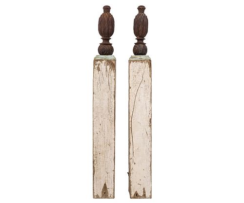 PAIR DECORATIVE FENCE POSTSPair