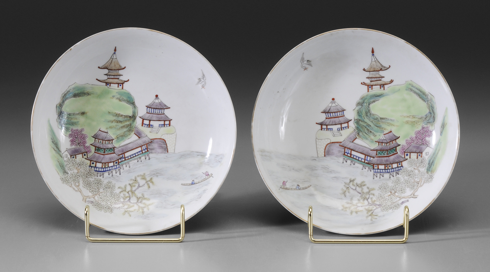Pair Famille Verte Shallow Bowls