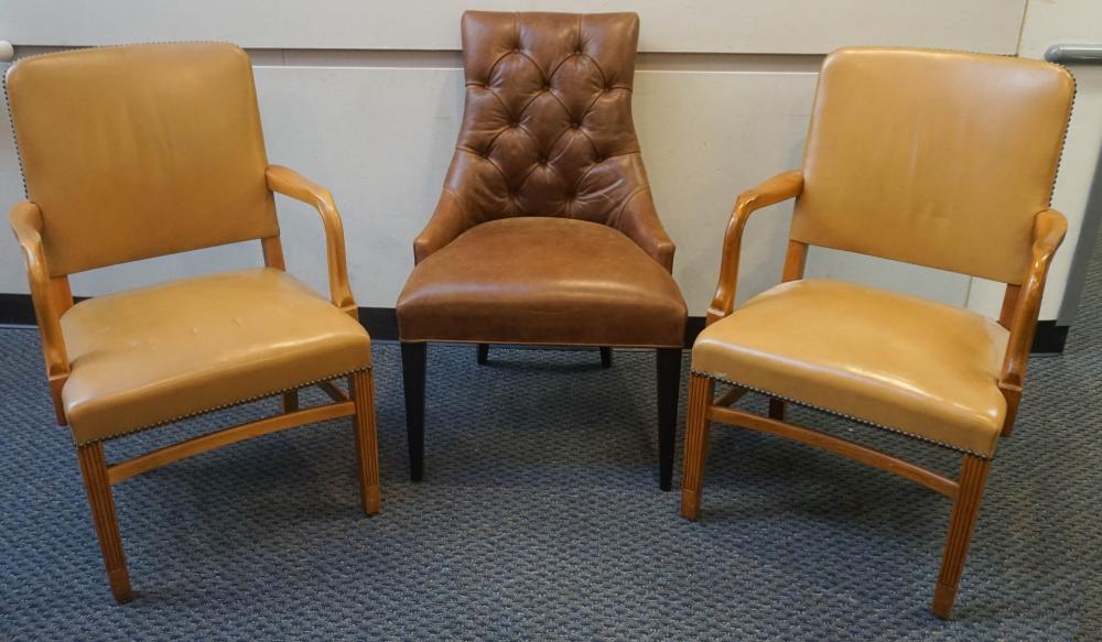 PAIR GUNLOCKE CO. LEATHER