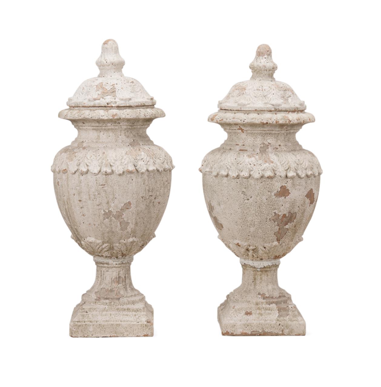 PAIR HOWARD ELLIOT 'OLD WORLD'