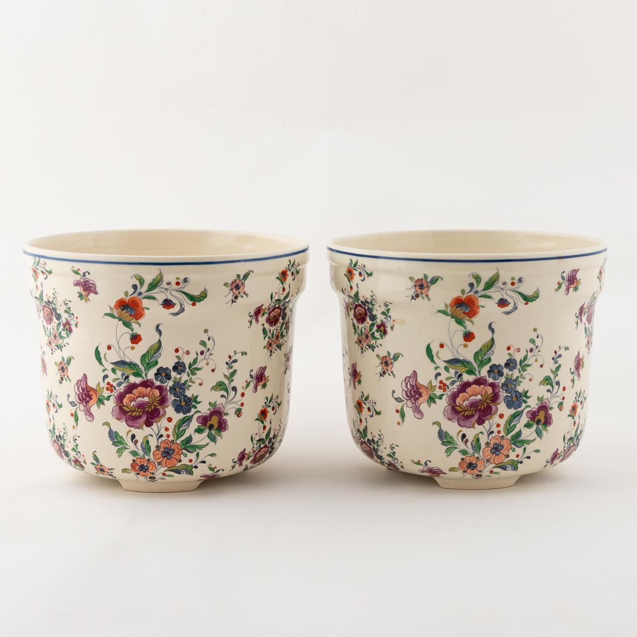 PAIR HUBERT BEQUET DELFT FLORAL