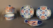 PAIR IMARI EXPORT DECORATED DI