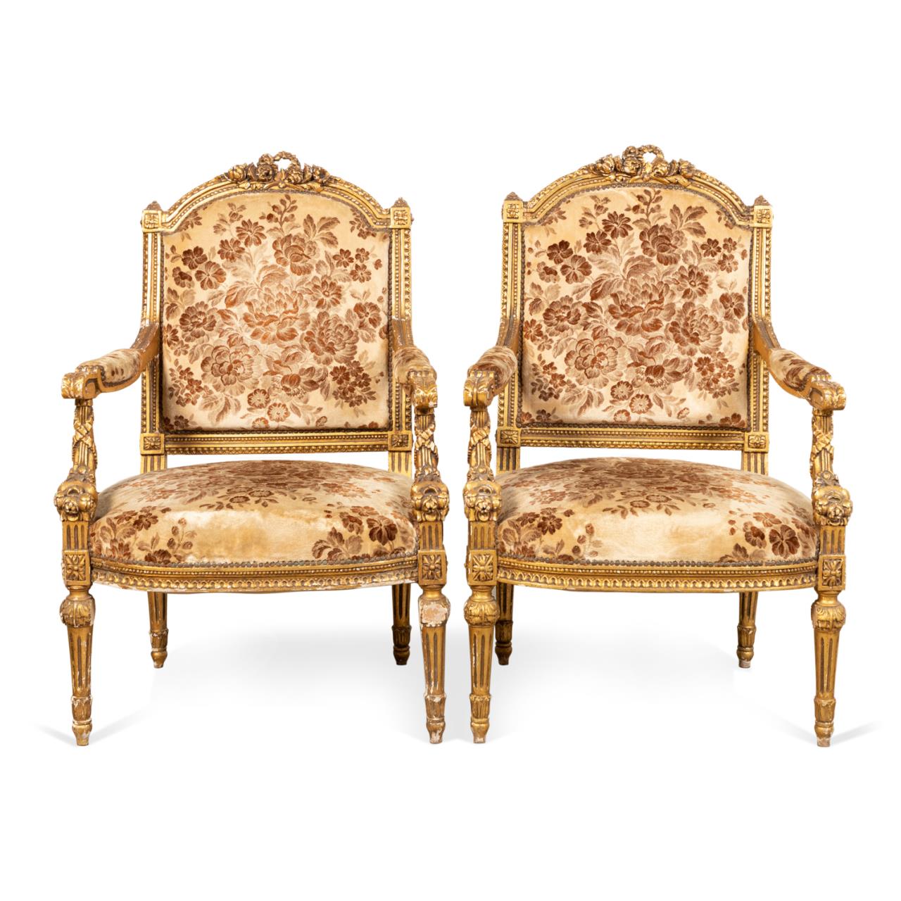 PAIR ITALIAN NEOCLASSICAL STYLE