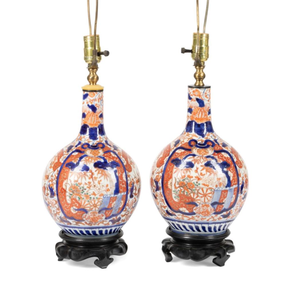 PAIR JAPANESE IMARI BOTTLE VASES