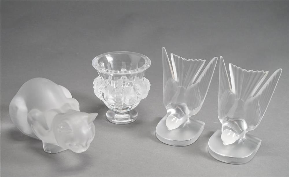 PAIR LALIQUE FROSTED CRYSTAL