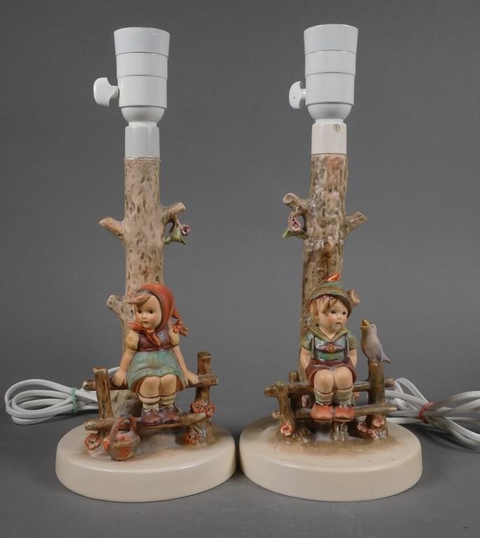 PAIR LAMPS JUST RESTING AND WAYSIDE
