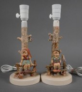 PAIR LAMPS JUST RESTING AND WA
