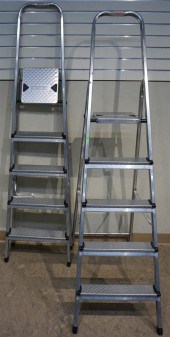 PAIR LEIFHEIT ALUMINUM FOLDING