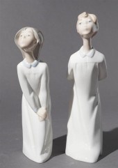 PAIR LLADRO PORCELAIN FIGURINE