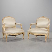 PAIR LOUIS XV STYLE GILTWOOD F