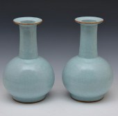 PAIR LUNGCHUAN CELADON GUAN-TY