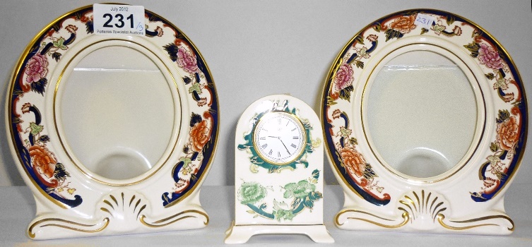 Pair Masons Manderlay Photo