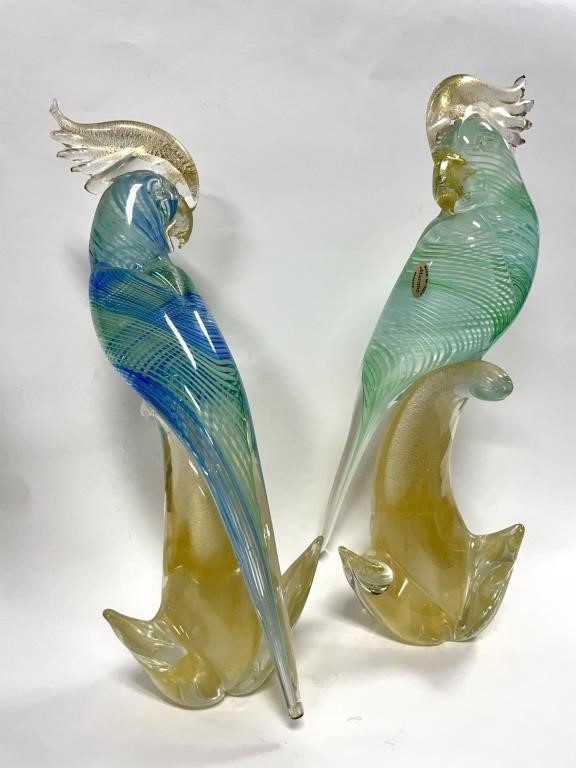 PAIR MURANO COCKATOO BIRDSPair of