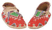 (PAIR) NATIVE AMERICAN SIOUX B