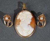 PAIR OF 10-KARAT YELLOW-GOLD A