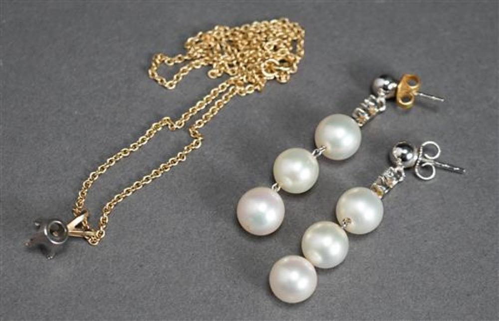 PAIR OF 14 KARAT WHITE GOLD,