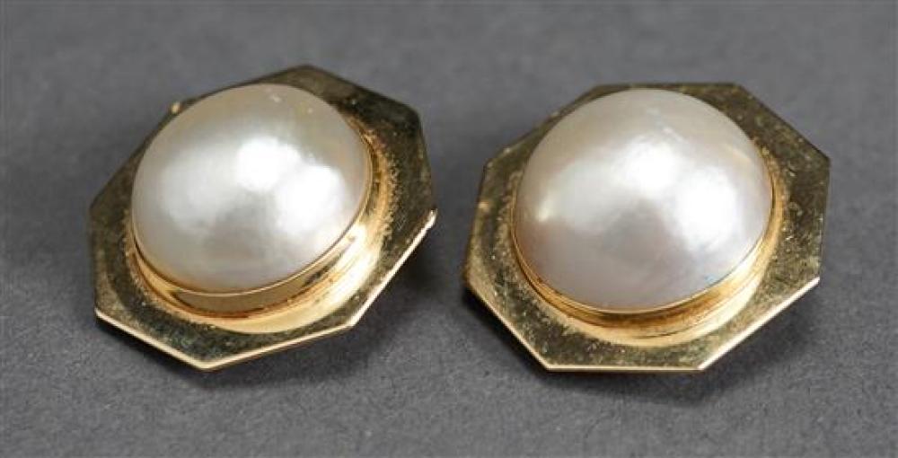 PAIR OF 14 KARAT YELLOW GOLD MABE