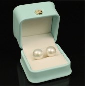 PAIR OF 14MM PEARL GOLD STUDDE