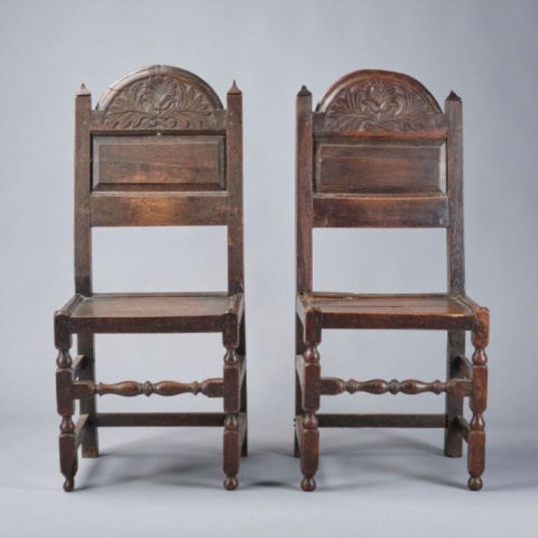 PAIR OF 17TH C. OAK SIDE CHAIRSA