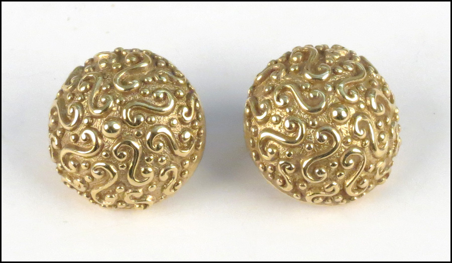 PAIR OF 18 KARAT YELLOW GOLD