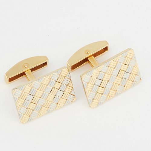 PAIR OF 18K GOLD BASKETWEAVE
