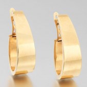 PAIR OF 18K GOLD HOOP EARRINGS