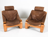 PAIR OF AKE FRIBYTTER BEACH LO